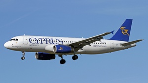 Photo of 5B-DCL - Airbus A320-232 operated by Cyprus Airways