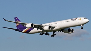Photo of HS-TNA - Airbus A340-642 operated by Thai Airways International