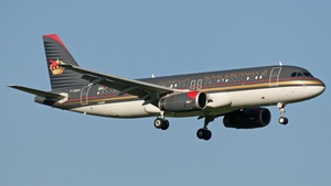 Photo of F-OHGV - Airbus A320-232 operated by Royal Jordanian Airlines