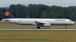 Photo of D-AIDG - Airbus A321-231 operated by Lufthansa