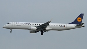 Photo of D-AEBM - Embraer ERJ-195LR operated by Lufthansa CityLine