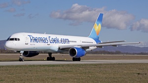 Photo of G-JMCG - Boeing 757-2G5 operated by Thomas Cook Airlines