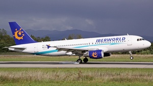 Photo of EC-JQP - Airbus A320-214 operated by Iberworld Airlines