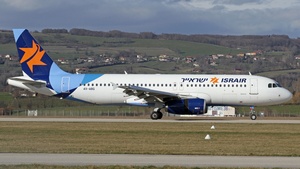 Photo of 4X-ABG - Airbus A320-232 operated by Israir