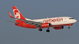 Photo of D-AHXF - Boeing 737-7K5 operated by Air Berlin (opb TUIfly)