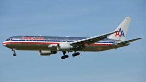 Photo of N349AN - Boeing 767-323(ER) operated by American Airlines