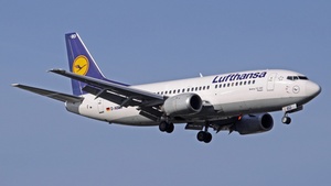 Photo of D-ABEO - Boeing 737-330 operated by Lufthansa