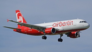 Photo of HB-JOZ - Airbus A320-214 operated by Air Berlin (opb Belair Airlines)