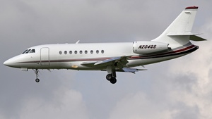 Photo of N204QS - Dassault Falcon 2000 operated by NetJets