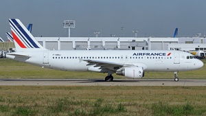 Photo of F-HBNJ - Airbus A320-214 operated by Air France