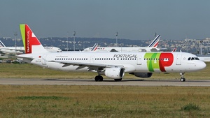 Photo of CS-TJF - Airbus A321-211 operated by TAP Air Portugal