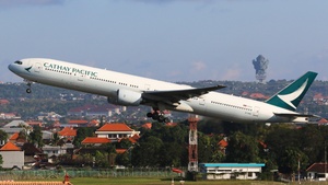Photo of B-HNG - Boeing 777-367 operated by Cathay Pacific Airways