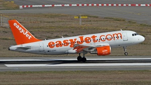 Photo of G-EZAO - Airbus A319-111 operated by easyJet