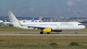 Photo of EC-MMH - Airbus A321-231 operated by Vueling