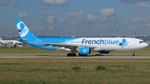 Photo of F-HPUJ - Airbus A330-323 operated by French blue
