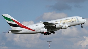 Photo of A6-EEE - Airbus A380-861 operated by Emirates