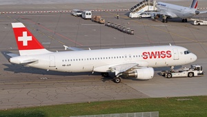 Photo of HB-JLR - Airbus A320-214 operated by Swiss International Air Lines