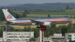 Photo of N358AA - Boeing 767-323(ER) operated by American Airlines