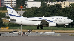 Photo of 4X-EKD - Boeing 737-758 operated by El Al Israel Airlines