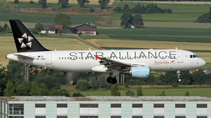 Photo of OE-LBX - Airbus A320-214 operated by Austrian Airlines