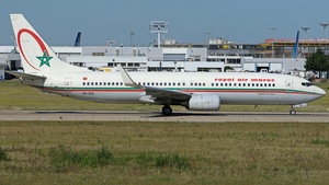 Photo of CN-ROL - Boeing 737-8B6 operated by Royal Air Maroc