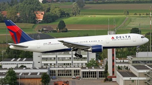 Photo of N155DL - Boeing 767-3P6(ER) operated by Delta Air Lines