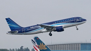 Photo of 4K-AZ77 - Airbus A320-214 operated by Azerbaijan Airlines