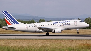 Photo of F-HBXE - Embraer ERJ-170STD operated by Air France (opb Régional)