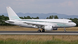 Photo of D-AHAD - Airbus A319-115(CJ) operated by DC Aviation