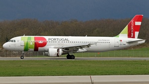 Photo of CS-TNH - Airbus A320-214 operated by TAP Air Portugal