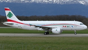 Photo of T7-MRC - Airbus A320-214 operated by MEA Middle East Airlines