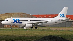 Photo of C-GTDP - Airbus A320-214 operated by XL Airways France (opb Skyservice Airlines)