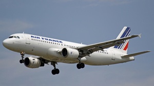 Photo of F-GHQM - Airbus A320-211 operated by Air France