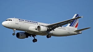 Photo of F-GHQL - Airbus A320-211 operated by Air France