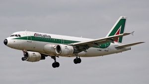 Photo of I-BIME - Airbus A319-112 operated by Alitalia