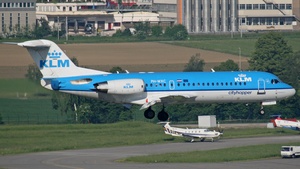 Photo of PH-WXC - Fokker 70 operated by KLM Cityhopper