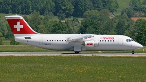 Photo of HB-IXO - British Aerospace Avro RJ100 operated by Swiss International Air Lines