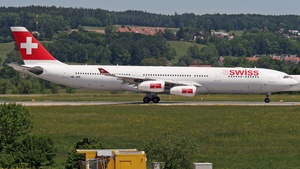 Photo of HB-JME - Airbus A340-313 operated by Swiss International Air Lines