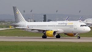 Photo of EC-JGM - Airbus A320-214 operated by Vueling