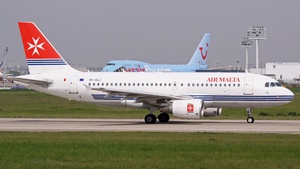Photo of 9H-AEJ - Airbus A319-112 operated by Air Malta