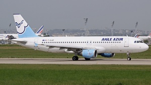 Photo of F-GJVF - Airbus A320-211 operated by Aigle Azur