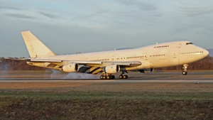 Photo with serial 22304 - Boeing 747-236B(SF)