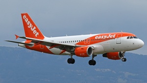 Photo of G-EZBV - Airbus A319-111 operated by easyJet