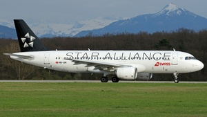 Photo of HB-IJN - Airbus A320-214 operated by Swiss International Air Lines