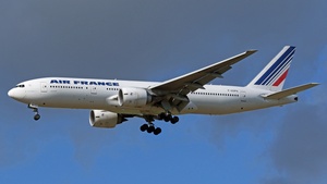Photo of F-GSPO - Boeing 777-228(ER) operated by Air France