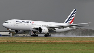 Photo of F-GSPB - Boeing 777-228(ER) operated by Air France