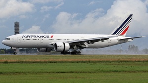 Photo of F-GSPU - Boeing 777-228(ER) operated by Air France