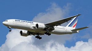 Photo of F-GSPN - Boeing 777-228(ER) operated by Air France