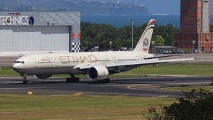 A6-ETJ - Boeing 777-3FX(ER)