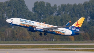 Photo of D-ASXP - Boeing 737-8HX operated by SunExpress Germany